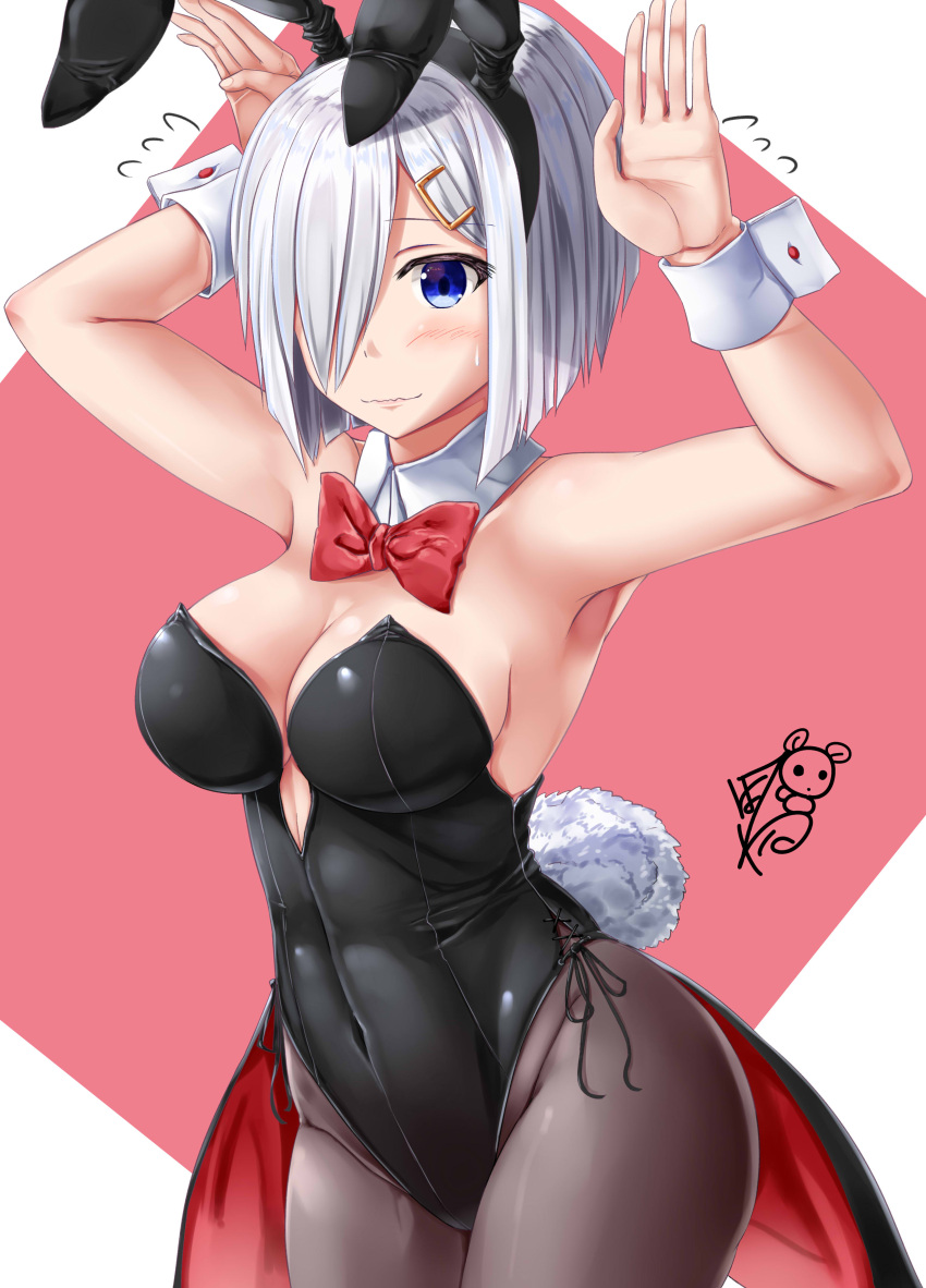 1girl absurdres alternate_costume animal_ears armpits arms_up ayakase_hotaru bare_shoulders black_legwear black_leotard blue_eyes bow bowtie breasts bunny_girl bunny_tail bunnysuit covered_navel cowboy_shot detached_collar fake_animal_ears hair_ornament hair_over_one_eye hairclip hamakaze_(kantai_collection) highres kantai_collection large_breasts leotard pantyhose rabbit_ears red_neckwear short_hair silver_hair solo strapless strapless_leotard tail wrist_cuffs