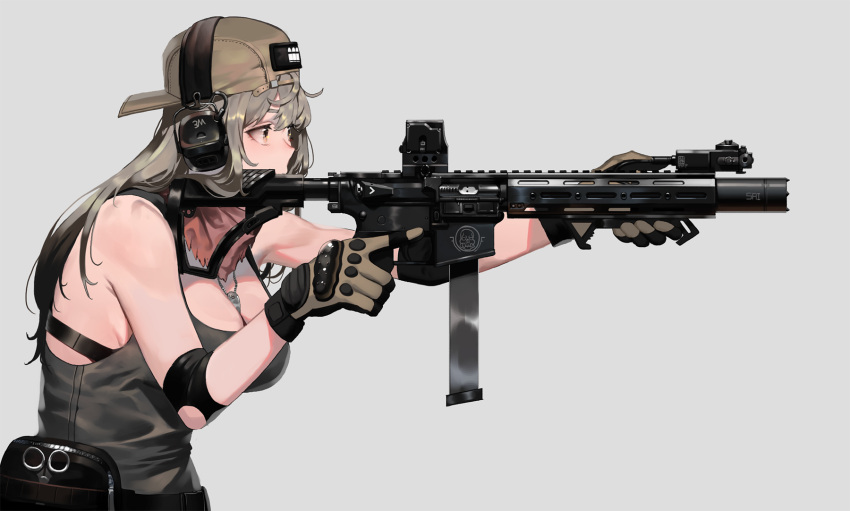 1girl ar-15 backwards_hat black_bra bra breasts cleavage commentary_request cowboy_shot dog_tags green_hair grey_background gun hat headphones highres ihobus korean_commentary large_breasts long_hair multicolored_hair neckerchief original padded_gloves pouch rifle solo streaked_hair tank_top trigger_discipline underwear weapon