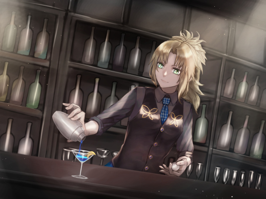 1girl aito alcohol blonde_hair blue_neckwear bottle breasts commentary_request drink fate/grand_order fate_(series) green_eyes highres holding indoors long_hair looking_at_viewer medium_breasts mordred_(fate) mordred_(fate)_(all) necktie ponytail smile solo two-tone_neckwear upper_body white_neckwear working