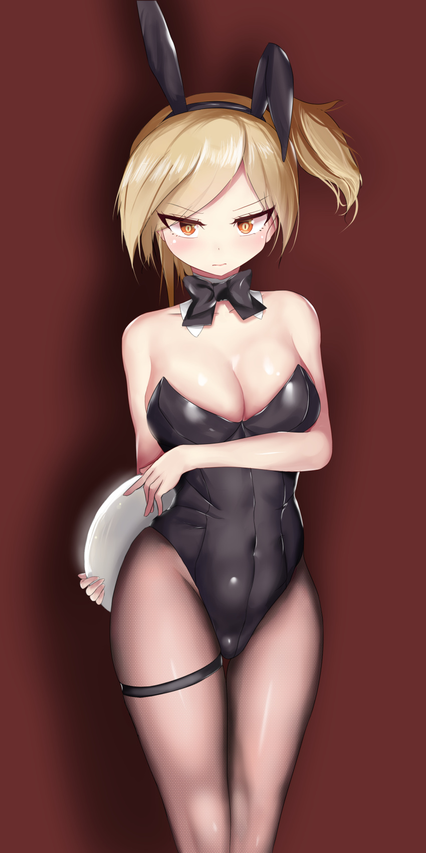 1girl absurdres animal_ears black_legwear black_leotard black_neckwear blonde_hair bow bowtie breasts brown_background bunny_girl bunnysuit chinese_commentary cleavage commentary_request cowboy_shot detached_collar feng_yl fishnet_pantyhose fishnets highres leotard medium_breasts original pantyhose rabbit_ears red_eyes short_hair side_ponytail simple_background solo standing strapless strapless_leotard tray
