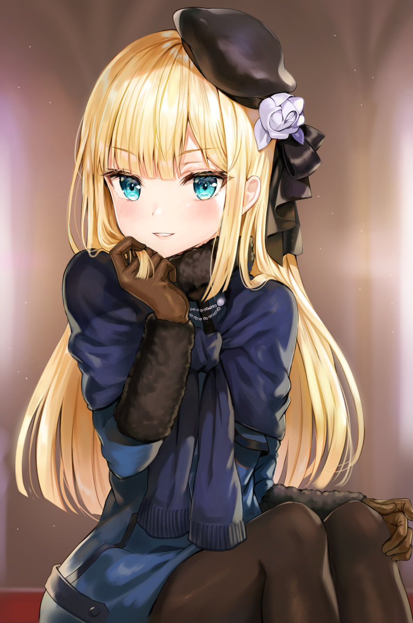 1girl absurdres aqua_eyes bangs blonde_hair blunt_bangs blush eyebrows_visible_through_hair eyelashes fate/grand_order fate_(series) gloves hand_up hat high_collar highres lips long_hair looking_at_viewer pantyhose parted_lips reines_el-melloi_archisorte sitting smile solo sweater sweater_around_neck tokkyu_(user_mwwe3558)
