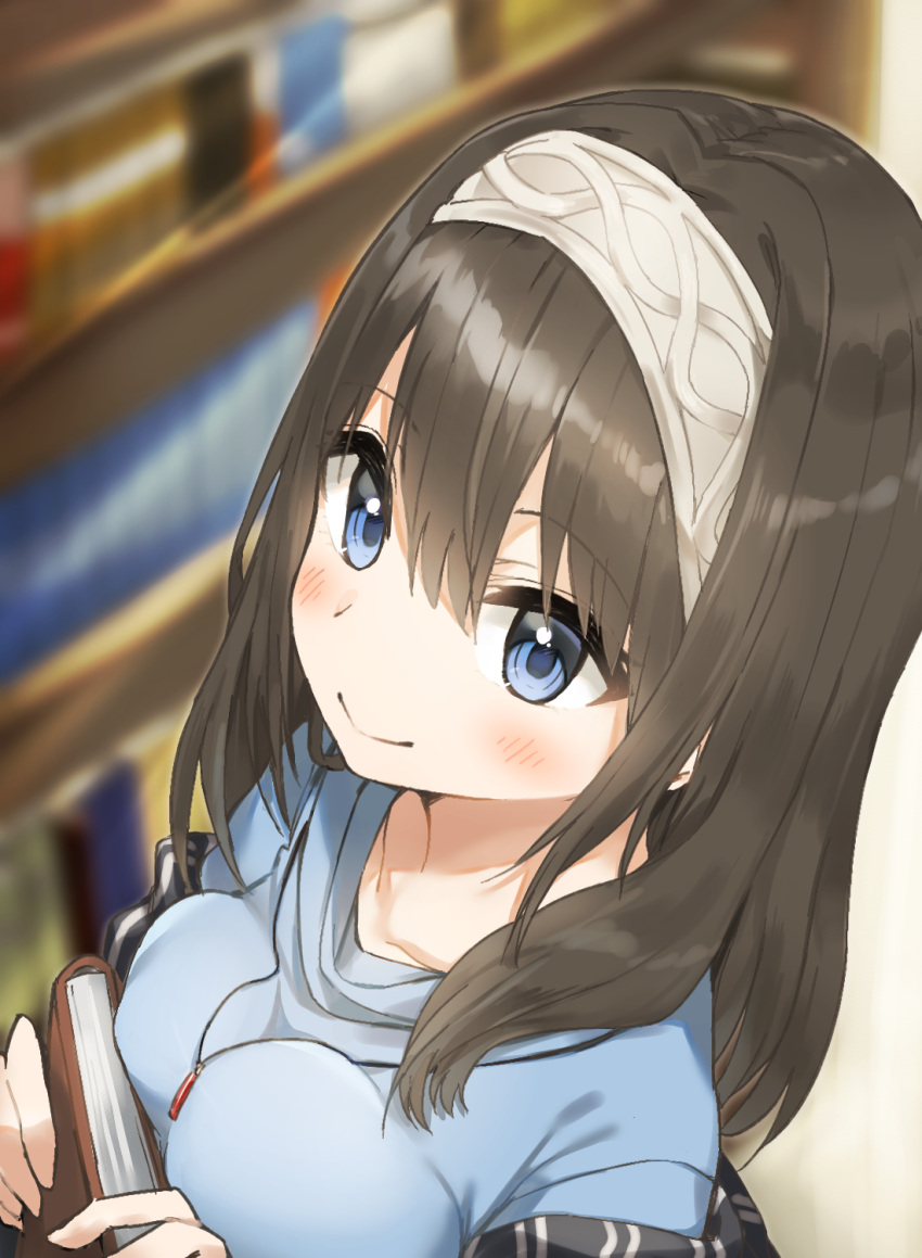 1girl applepie_(12711019) bangs black_hair blue_eyes blue_sweater blurry blurry_background blush book bookshelf breast_press breasts closed_mouth hair_between_eyes hairband highres holding holding_book idolmaster idolmaster_cinderella_girls jewelry large_breasts long_hair long_sleeves looking_at_viewer necklace sagisawa_fumika shawl smile solo sweater