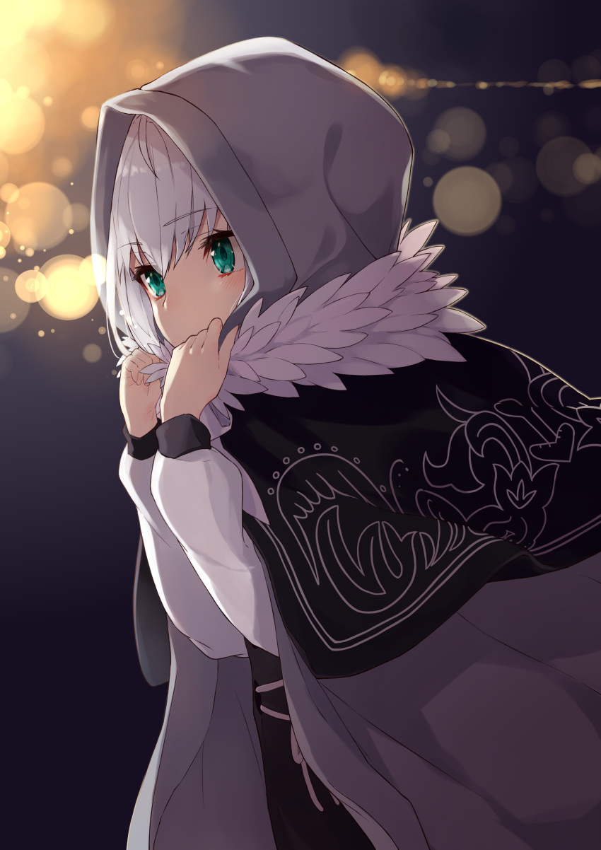1girl absurdres arms_up blurry bokeh city_lights cloak covering_mouth depth_of_field eyebrows_visible_through_hair fate/grand_order fate_(series) fur-trimmed_collar gray_(lord_el-melloi_ii) green_eyes hair_between_eyes highres hood hooded_cloak long_sleeves looking_away lord_el-melloi_ii_case_files night nuko_miruku outdoors shirt short_hair solo standing upper_body white_hair white_shirt