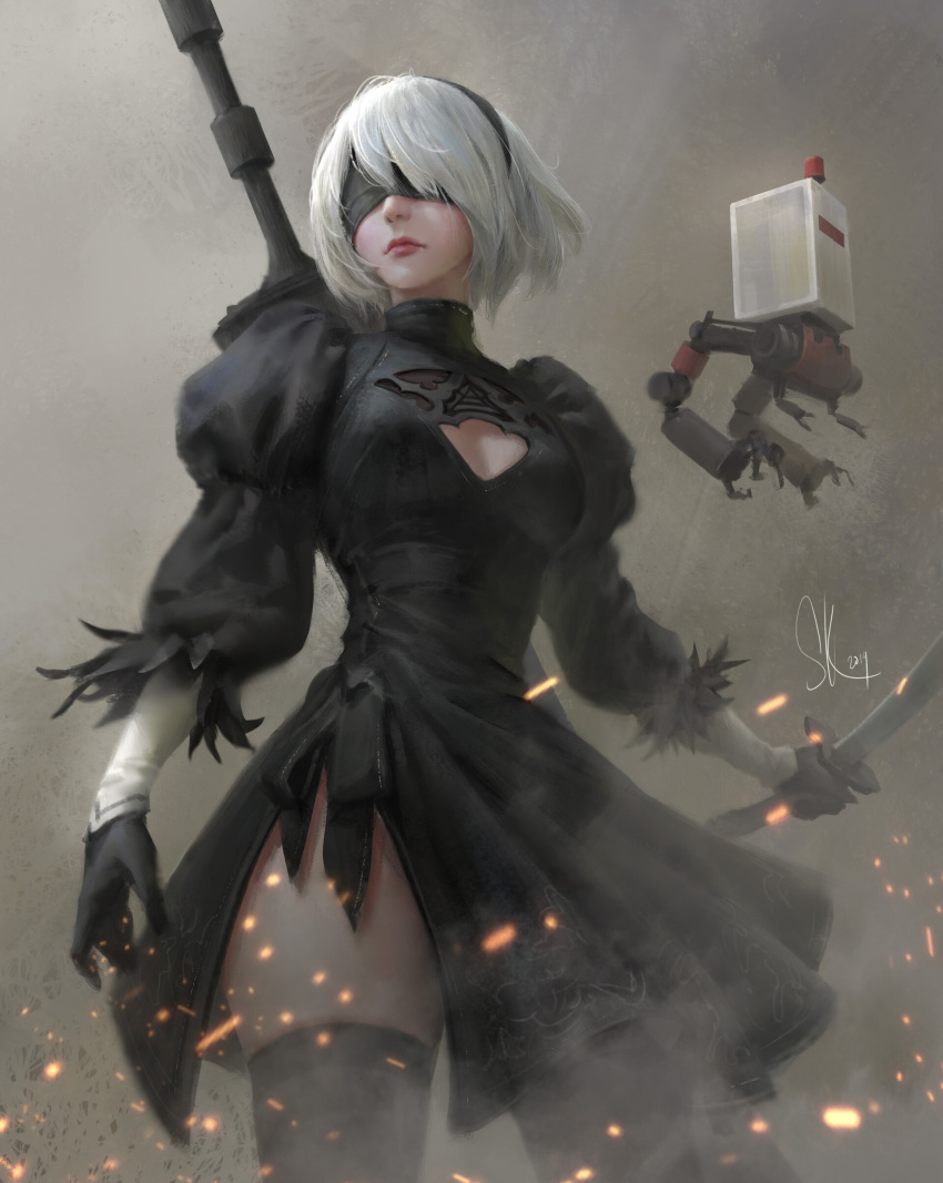 1girl absurdres black_blindfold black_dress black_gloves black_hairband black_legwear blindfold breasts cleavage cleavage_cutout closed_mouth covered_eyes dress facing_away feather-trimmed_sleeves francis_tneh gloves hairband highres holding holding_sword holding_weapon juliet_sleeves long_sleeves medium_breasts nier_(series) nier_automata no_mole pod_(nier_automata) puffy_sleeves red_lips robot short_hair silver_hair solo standing sword sword_behind_back thigh-highs turtleneck turtleneck_dress vambraces weapon wind yorha_no._2_type_b