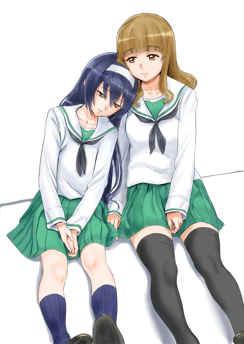 2girls absurdres against_wall bangs black_hair black_legwear black_neckwear blouse blunt_bangs brown_eyes brown_footwear closed_mouth commentary_request dutch_angle eyebrows_visible_through_hair girls_und_panzer green_skirt hairband half-closed_eyes hands_together highres hisaki leaning_back leaning_on_person light_smile loafers long_hair long_sleeves miniskirt multiple_girls navy_blue_legwear neckerchief ooarai_school_uniform orange_eyes orange_hair parted_lips pleated_skirt reizei_mako school_uniform serafuku shoes side-by-side simple_background sitting skirt sleepy socks takebe_saori thigh-highs white_background white_blouse white_hairband