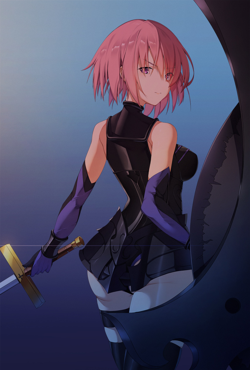 1girl armored_leotard ass black_legwear black_leotard blue_background breasts closed_mouth elbow_gloves eyes_visible_through_hair fate/grand_order fate_(series) from_behind gloves gradient gradient_background hair_between_eyes highres holding holding_shield holding_sword holding_weapon leotard looking_at_viewer mash_kyrielight medium_breasts pink_hair purple_gloves shield short_hair solo sword thigh-highs thigh_strap violet_eyes weapon yurix