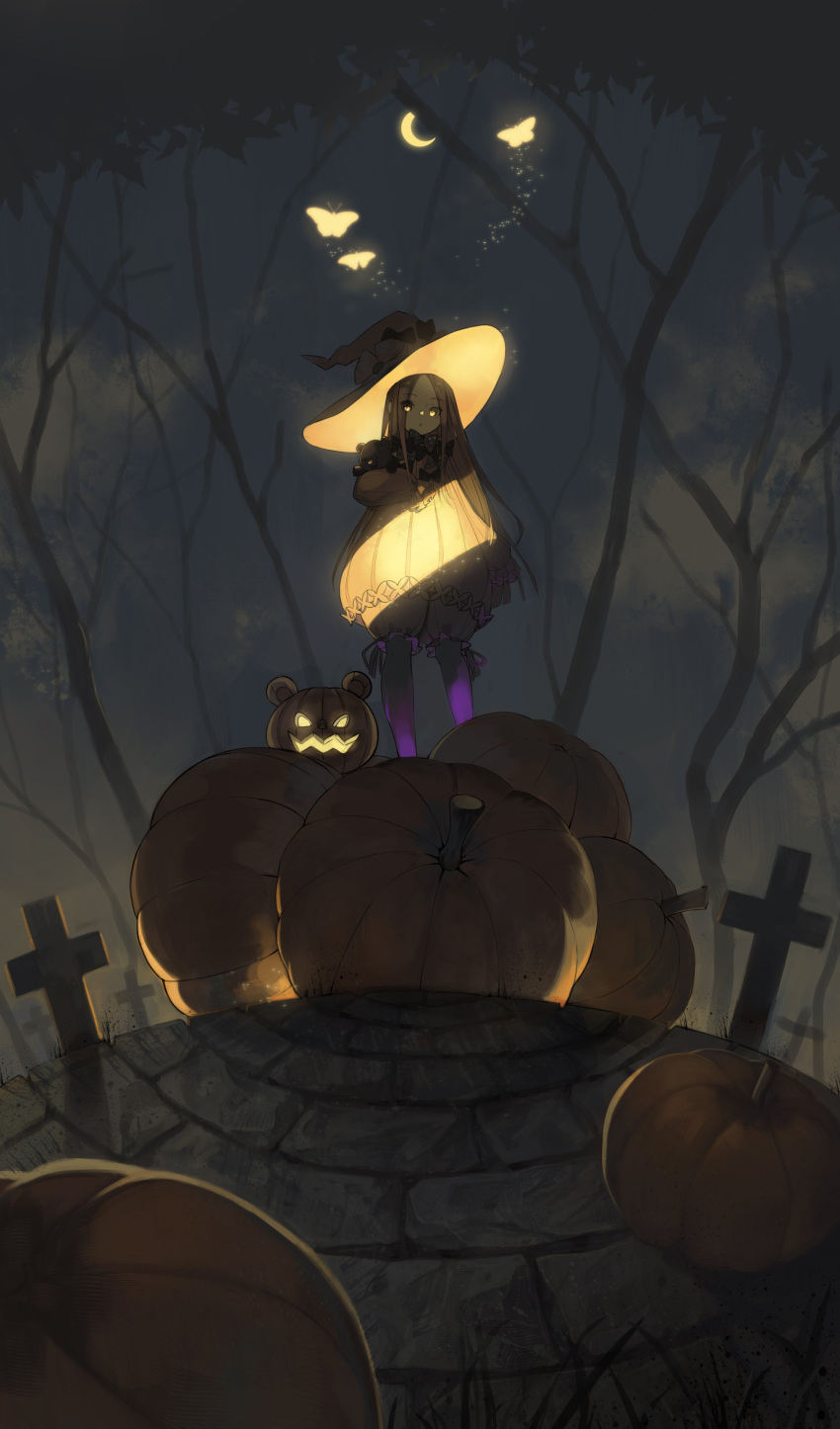 1girl abigail_williams_(fate/grand_order) absurdres bug butterfly crescent_moon cross dark fate/grand_order fate_(series) glowing hat highres holding holding_stuffed_animal insect jack-o'-lantern long_hair moon night night_sky outdoors pumpkin sky solo sparkle standing stuffed_animal stuffed_toy teddy_bear tree ugusu24 witch_hat