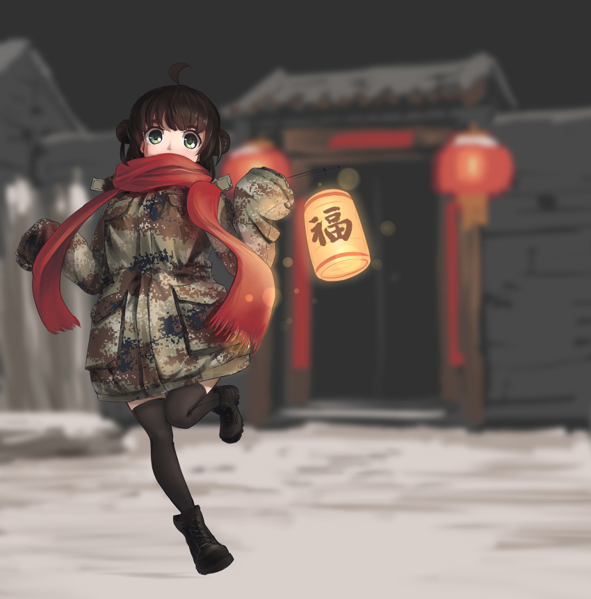 1girl ahoge architecture black_legwear blurry blurry_background brown_hair camouflage double_bun east_asian_architecture green_eyes highres holding lantern looking_at_viewer original outdoors paper_lantern scarf sleeves_past_wrists snow solo tantu_(tc1995) thigh-highs