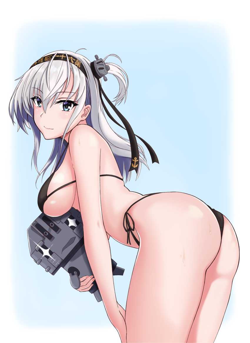 1girl alternate_costume ass bangs bikini blue_eyes blush breasts clothes_writing dong_zhi_qiong eyebrows_visible_through_hair from_side hachimaki hair_between_eyes headband highres holding kantai_collection leaning_forward long_hair looking_at_viewer medium_breasts one_side_up side-tie_bikini sidelocks silver_hair smile solo suzutsuki_(kantai_collection) swimsuit wet