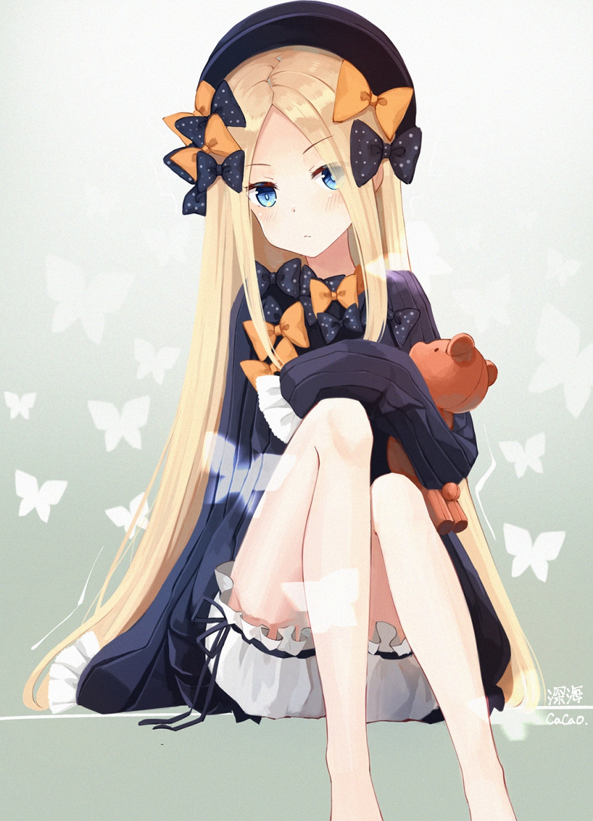 1girl abigail_williams_(fate/grand_order) bangs black_bow black_dress black_headwear blonde_hair blue_eyes blush bow bug butterfly closed_mouth dress fate/grand_order fate_(series) forehead gradient gradient_background hair_bow highres holding holding_stuffed_animal insect legs long_hair long_sleeves looking_at_viewer orange_bow parted_bangs polka_dot polka_dot_bow ribbed_dress shinkai_kokoa sitting sleeves_past_fingers sleeves_past_wrists solo stuffed_animal stuffed_toy teddy_bear white_bloomers