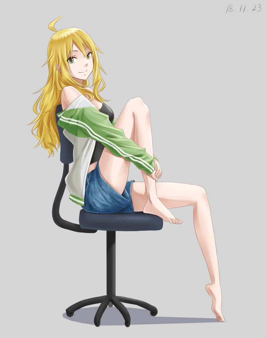 1girl 243365406 absurdres ahoge barefoot black_shirt blonde_hair blue_shorts breasts chair closed_mouth dated full_body green_eyes green_sleeves grey_background hair_between_eyes highres hoshii_miki idolmaster idolmaster_(classic) jacket leg_hug long_hair long_sleeves looking_at_viewer medium_breasts office_chair open_clothes open_jacket shirt short_shorts shorts simple_background sitting sleeveless sleeveless_shirt smile soles solo white_jacket