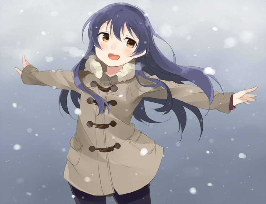 1girl bangs blue_hair blush coat commentary_request cowboy_shot fur_trim hair_between_eyes highres long_hair looking_at_viewer love_live! love_live!_school_idol_project open_mouth outstretched_arms smile snow snowing solo sonoda_umi spread_arms totoki86 winter winter_clothes winter_coat yellow_eyes