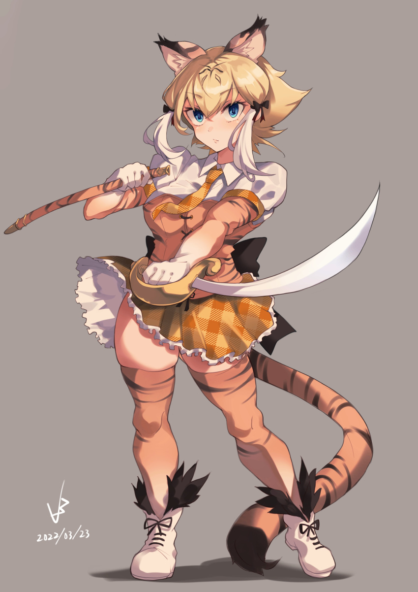 1girl absurdres animal_ears animal_print blonde_hair blue_eyes boots breasts closed_mouth cutlass_(sword) dated elbow_gloves expressionless eyebrows_visible_through_hair full_body gloves highres holding holding_sword holding_weapon iparuputsua kemono_friends looking_at_viewer medium_breasts necktie orange_necktie short_hair short_sleeves signature smilodon_(kemono_friends) solo sword tail thigh-highs tiger_ears tiger_print tiger_tail weapon white_footwear white_hair