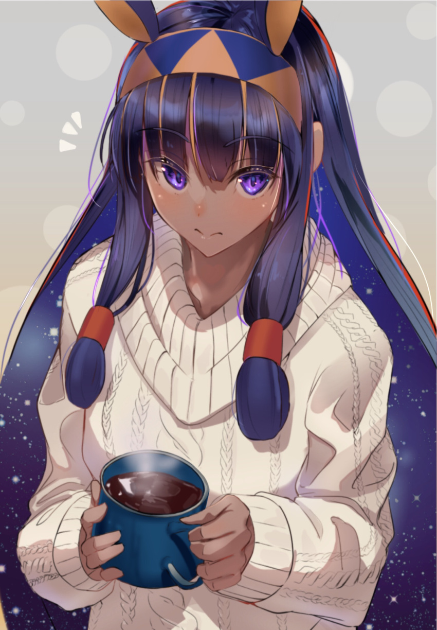 1girl alternate_costume animal_ears cable_knit coffee_mug cup fate/grand_order fate_(series) grey_background hair_between_eyes highres jackal_ears kinoruru_toiro long_hair looking_at_viewer mug nitocris_(fate/grand_order) ribbed_sweater solo sweater violet_eyes