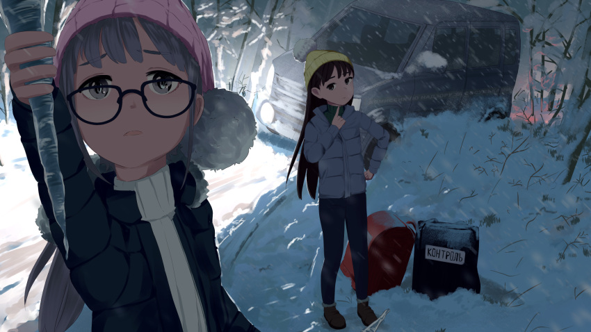 2girls backpack bag bangs beanie black_hair boots brown_footwear coat cyrillic eyebrows_visible_through_hair glasses grey_eyes ground_vehicle hat highres icicle long_hair motor_vehicle multiple_girls open_mouth original outdoors randoseru russian_commentary servachok silver_hair snow sweater turtleneck turtleneck_sweater van winter winter_clothes winter_coat