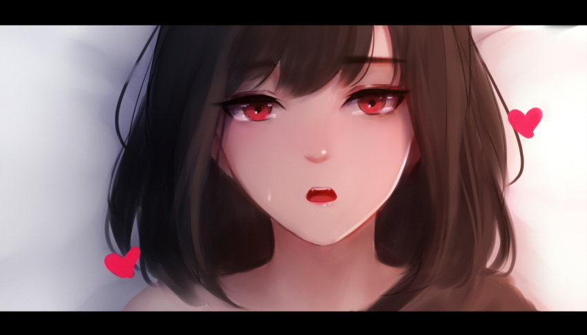 1girl bangs bare_shoulders bed_sheet black_hair black_shirt eyebrows_visible_through_hair fangs heart letterboxed looking_at_viewer lying off_shoulder on_back open_mouth original portrait red_eyes shimmer shirt solo upper_teeth