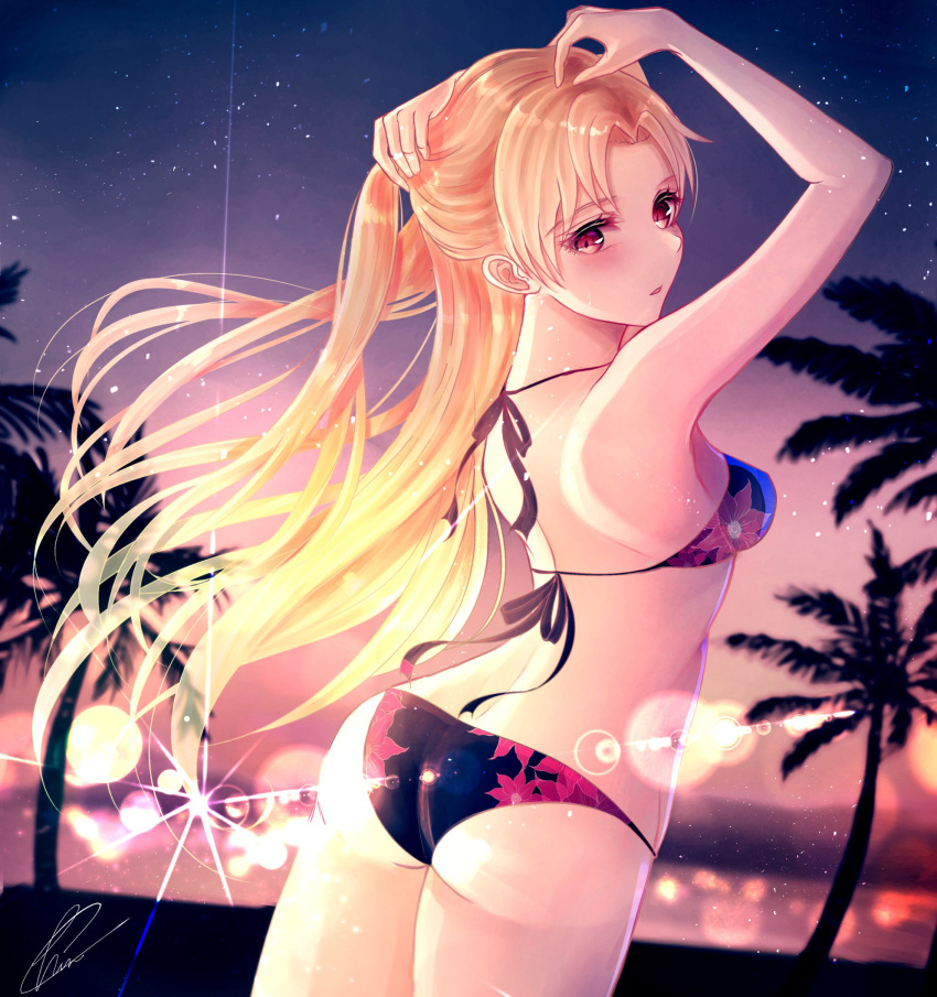 1girl artist_request ass back backlighting bangs bare_shoulders beach bikini blonde_hair blush breasts ereshkigal_(fate/grand_order) fate/grand_order fate_(series) hands_in_hair highres long_hair looking_at_viewer medium_breasts ocean palm_tree parted_bangs red_eyes sky solo star_(sky) starry_sky sunset swimsuit thighs tree