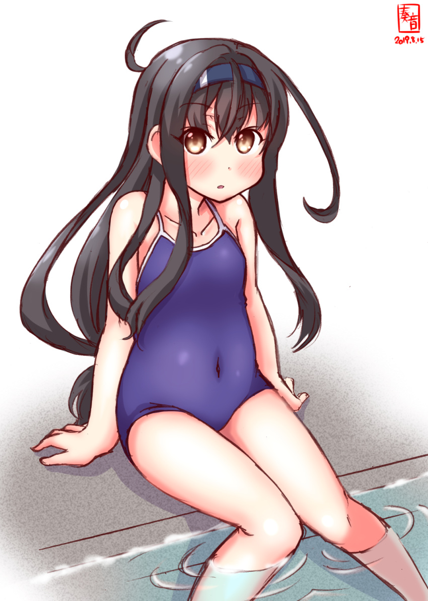 1girl alternate_costume artist_logo black_hair blue_hairband blue_swimsuit brown_eyes collarbone commentary_request competition_school_swimsuit covered_navel dated hairband hatsushimo_(kantai_collection) highres kanon_(kurogane_knights) kantai_collection long_hair looking_at_viewer low-tied_long_hair poolside remodel_(kantai_collection) school_swimsuit simple_background sitting soaking_feet solo swimsuit white_background