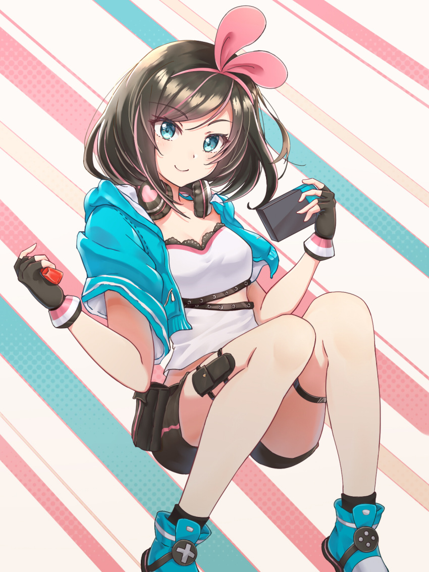 1girl a.i._channel alternate_costume aqua_eyes aqua_jacket bow brown_hair commentary_request diagonal-striped_background diagonal_stripes eyebrows_visible_through_hair fingerless_gloves gloves hairband headphones headphones_around_neck highres jacket kizuna_ai kizuna_ai_(a.i._games) looking_at_viewer medium_hair multicolored_hair official_alternate_costume pink_hair pink_hairband qing_ming short_shorts shorts smile solo streaked_hair striped striped_background virtual_youtuber