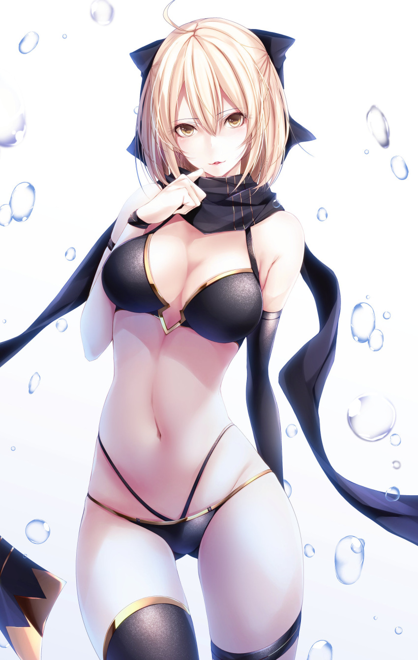 1girl ahoge bangs bare_shoulders bikini black_bikini black_bow black_gloves black_legwear black_scarf blonde_hair bow breasts elbow_gloves eyebrows_visible_through_hair fate/grand_order fate_(series) gloves hair_between_eyes hair_bow highres looking_at_viewer medium_breasts navel okita_souji_(fate) okita_souji_(fate)_(all) okita_souji_(swimsuit_assassin)_(fate) scarf short_hair single_elbow_glove single_glove single_thighhigh smile solo standing stomach swimsuit thigh-highs thigh_strap yellow_eyes yoaferia