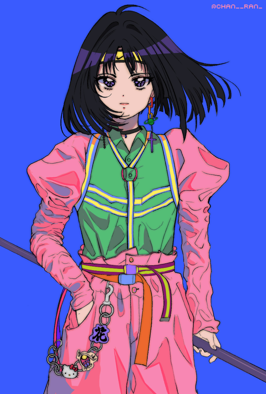 1girl 80s alternate_costume artist_name bishoujo_senshi_sailor_moon black_hair blue_background casual chain chanran cross earrings hand_in_pocket headband hello_kitty hello_kitty_(character) highres jewelry looking_at_viewer oldschool sailor_saturn saturn short_hair silence_glaive solo tomoe_hotaru twitter_username violet_eyes