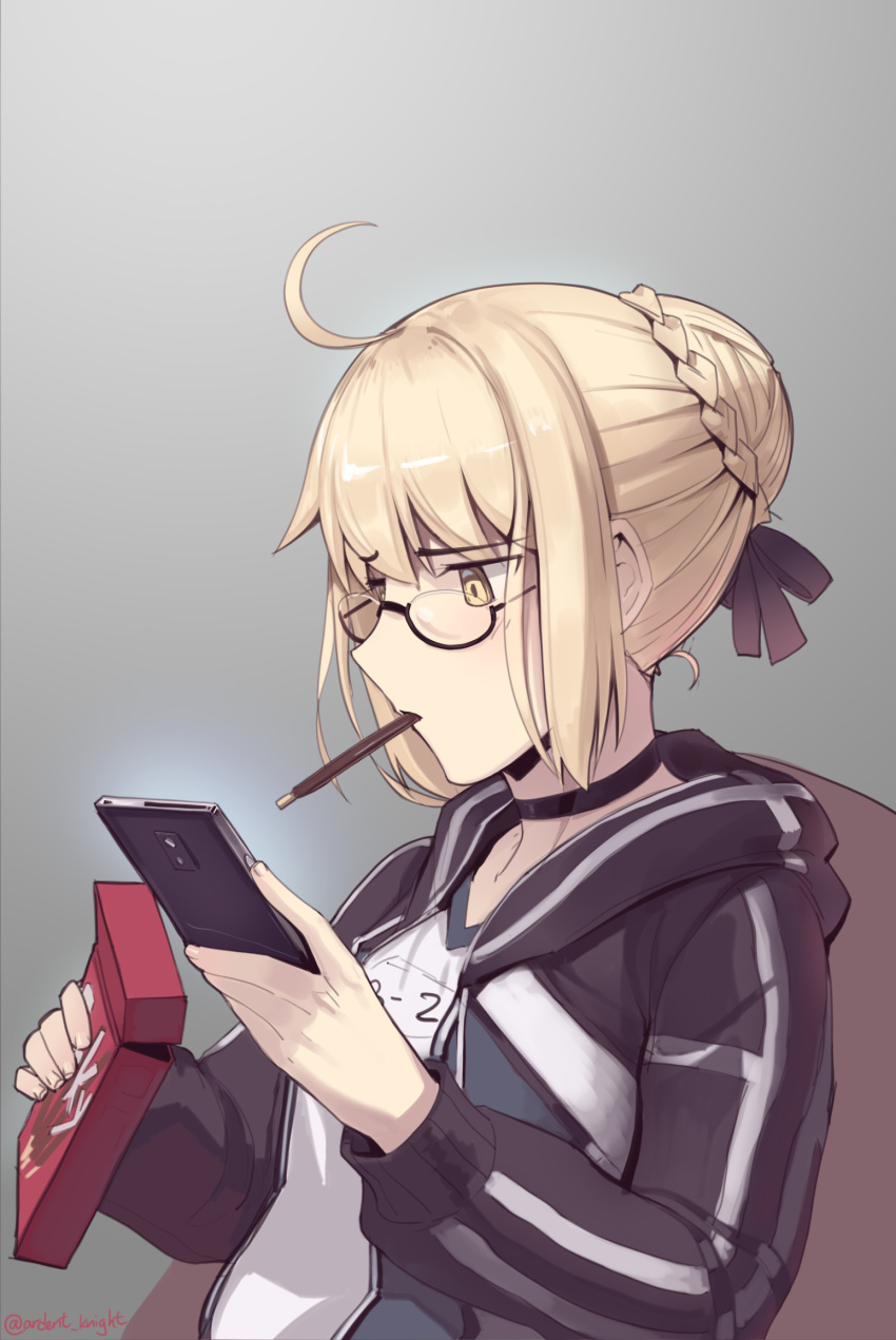 1girl ahoge artoria_pendragon_(all) bangs black-framed_eyewear black_cardigan black_ribbon blonde_hair boa_(brianoa) braid braided_bun cardigan choker eyebrows_visible_through_hair fate/grand_order fate_(series) glass grey_background hair_ribbon highres holding holding_phone hood hood_down hooded_cardigan mouth_hold mysterious_heroine_x_(alter) open_cardigan open_clothes phone ribbon semi-rimless_eyewear shiny shiny_hair shirt short_hair simple_background solo twitter_username under-rim_eyewear upper_body white_shirt yellow_eyes