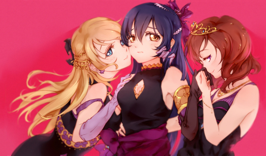 3girls ayase_eli bangs bare_shoulders black_dress black_gloves blonde_hair blue_eyes blue_hair blurry breast_cutout commentary_request depth_of_field dress elbow_gloves gloves hair_between_eyes hair_ornament hand_on_another's_hip hand_on_another's_shoulder holding_hands long_hair looking_at_viewer love_live! love_live!_school_idol_project multiple_girls nishikino_maki redhead simple_background sleeveless sleeveless_dress smile soldier_game sonoda_umi tiara violet_eyes white_gloves yellow_eyes