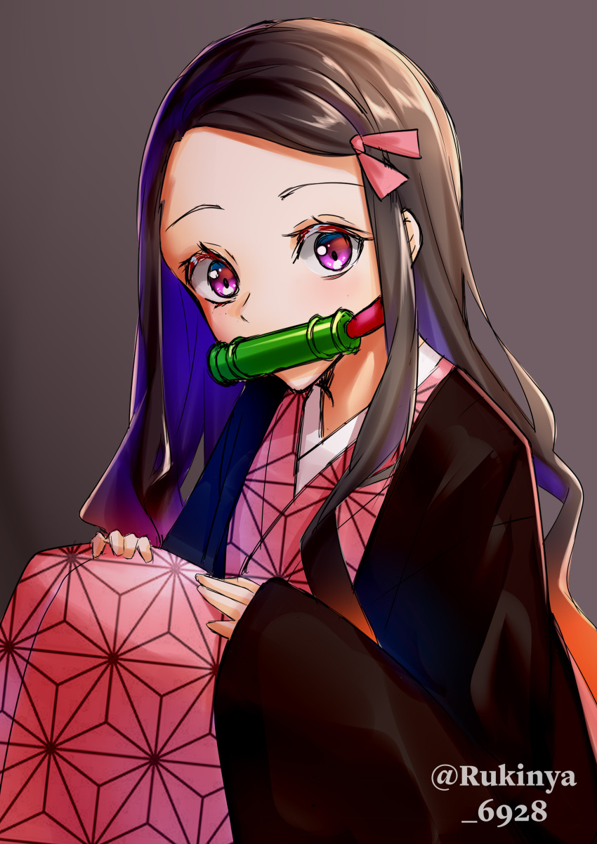 1girl absurdres bamboo bangs bit_gag brown_background brown_hair commentary_request forehead gag gradient_hair hair_ribbon hands_on_own_knees highres japanese_clothes kamado_nezuko kimetsu_no_yaiba kimono knees_up long_sleeves looking_at_viewer mouth_hold multicolored_hair open_clothes orange_hair parted_bangs pink_kimono pink_ribbon purple_hair ribbon rukinya_(nyanko_mogumogu) sitting sleeves_past_wrists solo twitter_username unmoving_pattern violet_eyes wide_sleeves