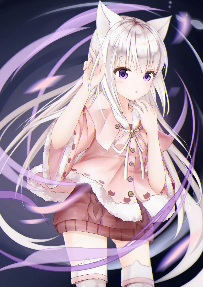 1girl absurdres animal_ears capelet coat fox_ears fur-trimmed_coat fur_trim highres huge_filesize long_hair original parted_lips ria_(h3020167) silver_hair skirt thigh-highs violet_eyes zettai_ryouiki