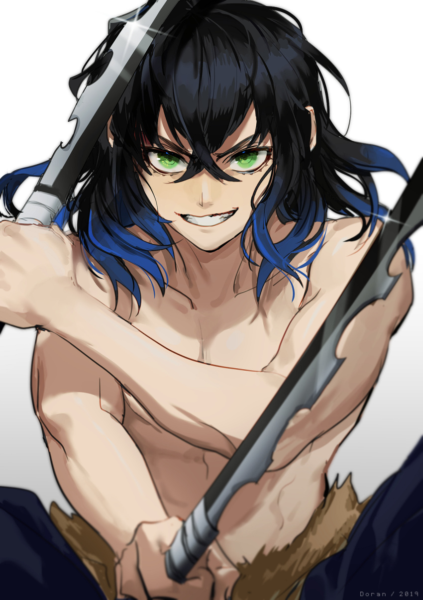 1boy black_hair doran7280 fur green_eyes grin hashibira_inosuke highres holding holding_sword holding_weapon kimetsu_no_yaiba looking_at_viewer male_focus multicolored_hair muscle shirtless smile solo sword teeth two-tone_hair upper_body weapon