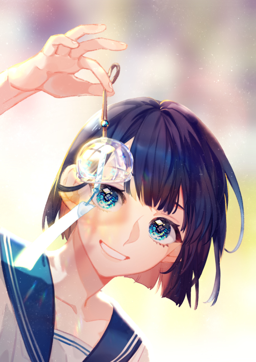 1girl :d bangs black_hair blue_eyes blue_sailor_collar blunt_bangs blurry blurry_background bob_cut close-up collarbone fingernails floating_hair gradient gradient_background hand_up harrymiao highres holding holding_wind_chime leaning leaning_to_the_side light_particles light_rays looking_at_viewer open_mouth original sailor_collar school_uniform shaded_face shadow shiny shiny_hair shirt simple_background smile solo sunbeam sunlight teeth uniform upper_body white_shirt wind_chime