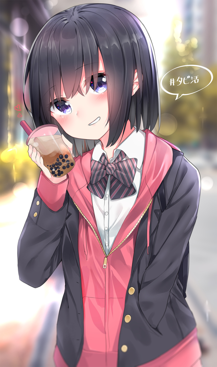 1girl bangs black_bow black_hair black_jacket blurry blurry_background blush bow bubble_tea commentary_request cup depth_of_field diagonal_stripes disposable_cup drawstring dress_shirt drinking_straw eyebrows_visible_through_hair grin hair_between_eyes hand_in_pocket hand_up head_tilt highres holding holding_cup jacket looking_at_viewer neku_(neku_draw) open_clothes open_jacket original pink_jacket shirt smile solo striped striped_bow translation_request upper_body violet_eyes white_shirt