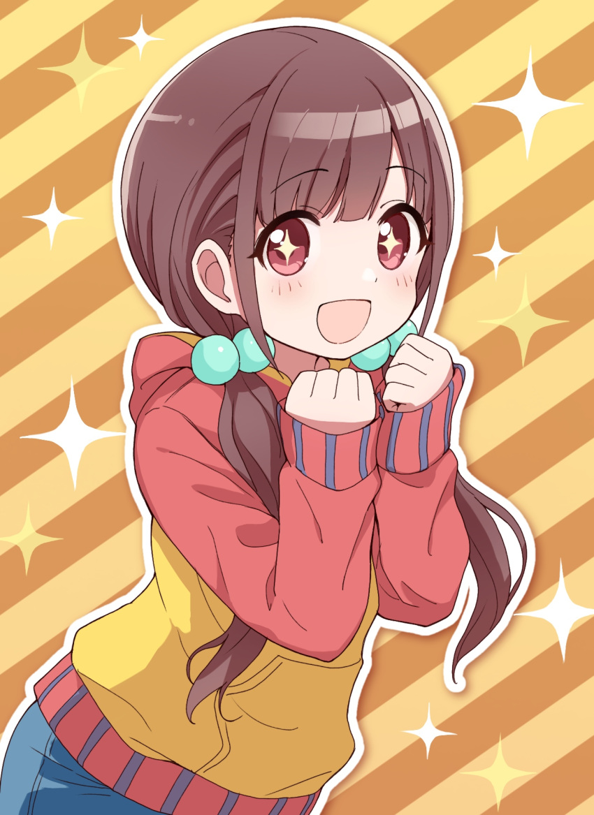 +_+ :d bangs blue_pants blush brown_hair brown_hoodie ddak5843 diagonal-striped_background diagonal_stripes eyebrows_visible_through_hair hair_bobbles hair_ornament hair_over_shoulder hands_up highres hood hood_down hoodie idolmaster idolmaster_shiny_colors long_hair long_sleeves looking_at_viewer low_twintails open_mouth pants red_eyes sleeves_past_wrists smile sonoda_chiyoko sparkle striped striped_background twintails very_long_hair