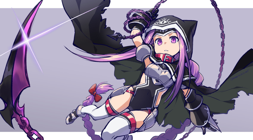 1girl arm_up armor armpits black_cape black_capelet black_gloves black_leotard boots bow braid breastplate cape capelet chain collar fate/grand_order fate_(series) gauntlets gloves grey_background hair_bow highres hood leotard long_hair medusa_(lancer)_(fate) menma222 ponytail purple_hair ribbon rider scythe simple_background solo thigh-highs thigh_strap very_long_hair violet_eyes weapon white_legwear