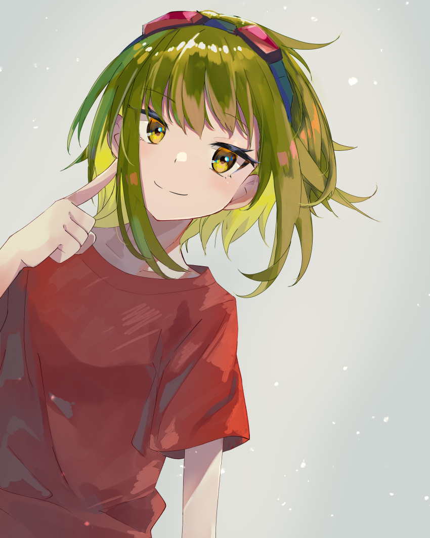 1girl absurdres collarbone commentary finger_to_cheek goggles goggles_on_head green_eyes green_hair grey_background gumi highres index_finger_raised leaning_to_the_side light_blush note55885 red_goggles red_shirt shirt short_hair_with_long_locks short_sleeves smile solo vocaloid