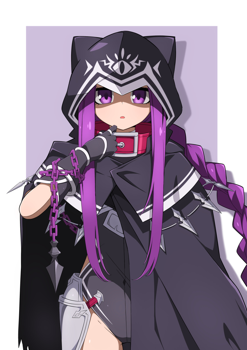 1girl absurdres arm_up armor black_cape black_capelet black_gloves black_leotard braid breastplate cape capelet chain collar fate/grand_order fate_(series) gloves highres hood leotard long_braid long_hair medusa_(lancer)_(fate) ponytail purple_background purple_hair simple_background solo very_long_hair violet_eyes