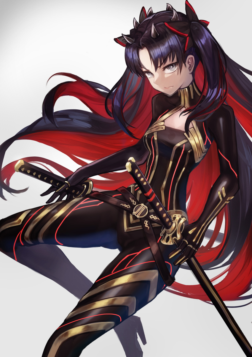 1girl absurdres bangs belt black_bodysuit black_bow black_gloves black_hair bodysuit bow breasts cleavage_cutout commentary_request eyebrows_visible_through_hair fate/grand_order fate_(series) gloves gradient gradient_background grey_background grey_eyes hair_bow high_heels highres horns katana long_hair looking_at_viewer multicolored_hair parted_bangs redhead sawawse sheath sheathed small_breasts solo space_ishtar_(fate) sword two-tone_hair two_side_up v-shaped_eyebrows very_long_hair weapon