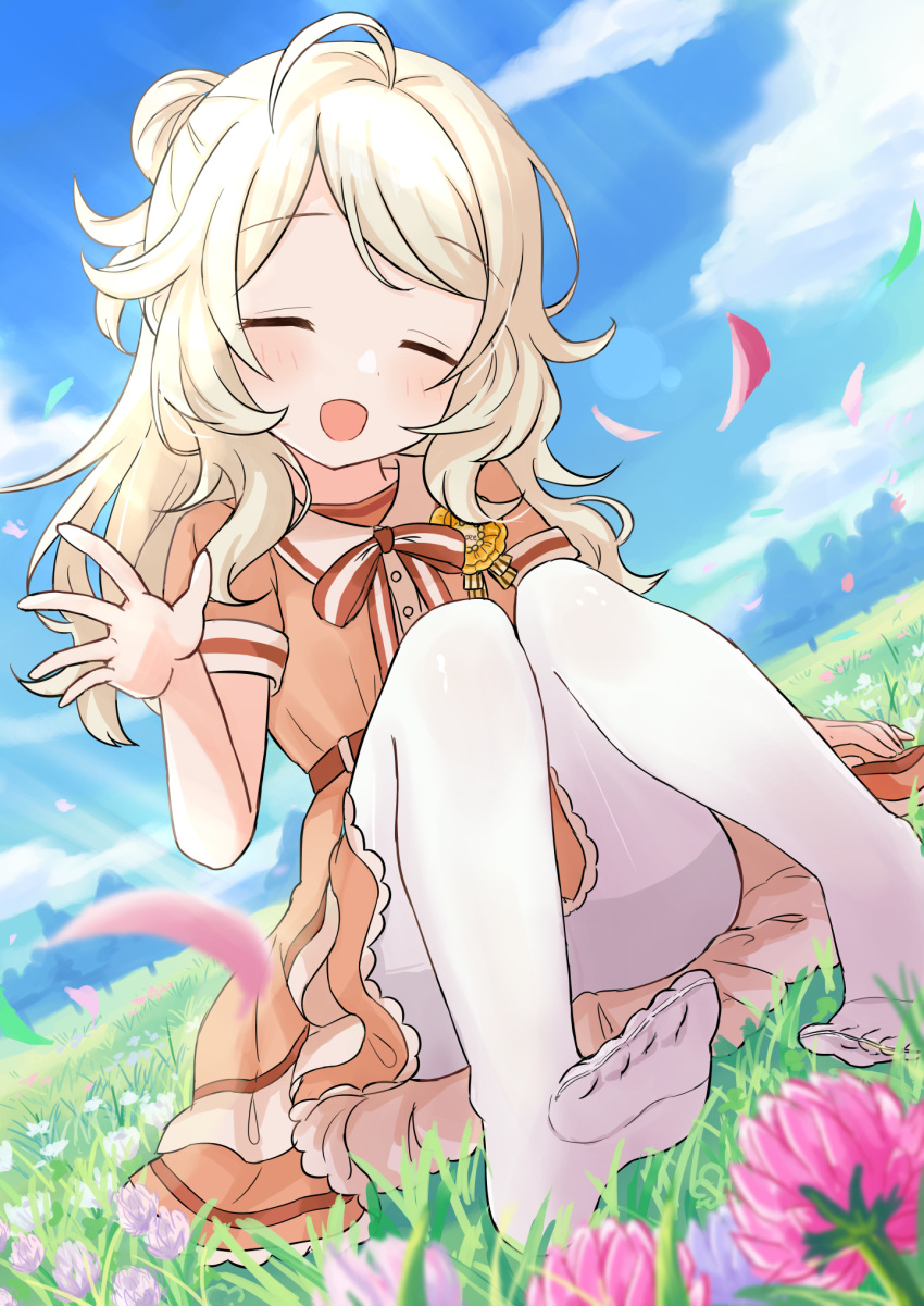 1girl :d ahoge bangs blonde_hair blue_sky blurry blurry_foreground blush bow brown_bow brown_dress closed_eyes clouds commentary_request convenient_leg day depth_of_field dress dutch_angle eluthel eyebrows_visible_through_hair facing_viewer flower hair_bun hand_up highres idolmaster idolmaster_cinderella_girls idolmaster_cinderella_girls_starlight_stage long_hair no_shoes open_mouth outdoors pantyhose parted_bangs petals pink_flower short_sleeves sitting sky smile soles solo striped striped_bow white_legwear yusa_kozue