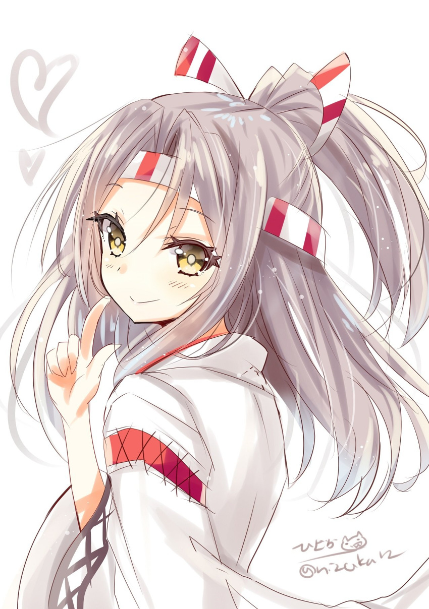 1girl blush brown_eyes closed_mouth gradient_hair grey_hair hachimaki hair_ornament hair_ribbon headband heart high_ponytail highres hizaka japanese_clothes kantai_collection kimono long_hair long_sleeves looking_at_viewer multicolored_hair ribbon simple_background smile solo twitter_username white_background white_kimono zuihou_(kantai_collection)