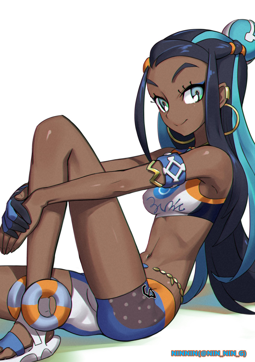 1girl absurdres armlet bare_shoulders belly_chain bike_shorts black_hair blue_eyes blue_hair breasts dark_skin earrings eyeliner forehead gloves gym_leader hair_bun highres hoop_earrings jewelry knee_up looking_at_viewer makeup multicolored_hair ninnin_(shishitou) pokemon pokemon_(game) pokemon_swsh rurina_(pokemon) sandals simple_background single_glove sitting small_breasts solo sports_bra sportswear thighs two-tone_hair white_background