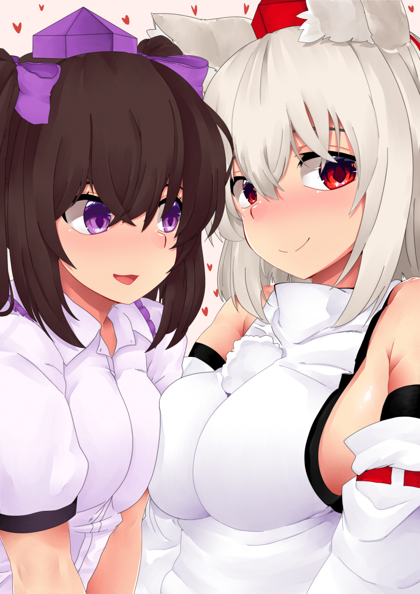 2girls absurdres animal_ears asymmetrical_docking bare_shoulders blush breast_press breasts checkered closed_mouth detached_sleeves hat heart highres himekaidou_hatate huge_filesize inubashiri_momiji large_breasts looking_at_another looking_at_viewer medium_breasts multiple_girls open_mouth pom_pom_(clothes) red_eyes ribbon-trimmed_sleeves ribbon_trim shirokaba114 shirt short_hair sideboob silver_hair sleeveless sleeveless_shirt tokin_hat touhou turtleneck twintails white_shirt wolf_ears