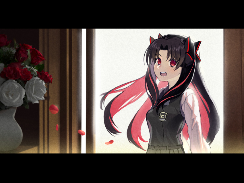 1girl bangs beppu_mitsunaka black_hair breasts commentary_request eyebrows_visible_through_hair fate/grand_order fate_(series) flower ishtar_(fate/grand_order) long_hair looking_at_viewer multicolored_hair parted_bangs red_eyes red_flower red_rose redhead ribbon rose smile solo space_ishtar_(fate) two-tone_hair two_side_up white_flower white_rose