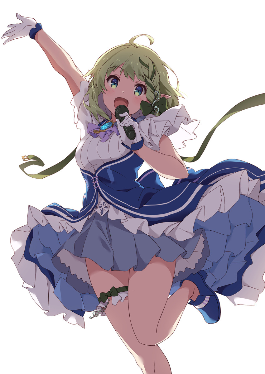 1girl ahoge aria_project_2.0 arm_up blue_dress blue_eyes blue_footwear blush braid brooch cowboy_shot dress gloves green_hair hair_ribbon hand_up highres holding holding_microphone jewelry looking_at_viewer microphone music narumi_nanami open_mouth pointy_ears ribbon senjou_aria short_dress side_braid simple_background singing single_braid smile solo standing standing_on_one_leg thigh_strap treble_clef treble_clef_hair_ornament virtual_youtuber white_background white_gloves