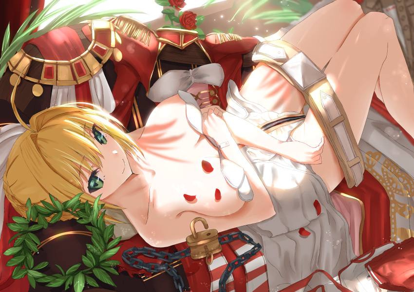 1girl ahoge bare_arms bare_legs bare_shoulders belt blonde_hair breasts breasts_apart chain closed_mouth collarbone commentary_request couch day dress dress_removed epaulettes fate/grand_order fate_(series) feet_out_of_frame flower green_eyes hair_intakes head_wreath highres indoors knees_up leotard lock lying medium_breasts nero_claudius_(bride)_(fate) nero_claudius_(fate)_(all) on_back on_couch padlock red_dress red_flower red_rose rose short_hair smile solo strapless strapless_leotard sunlight tsuuhan white_leotard zipper_pull_tab