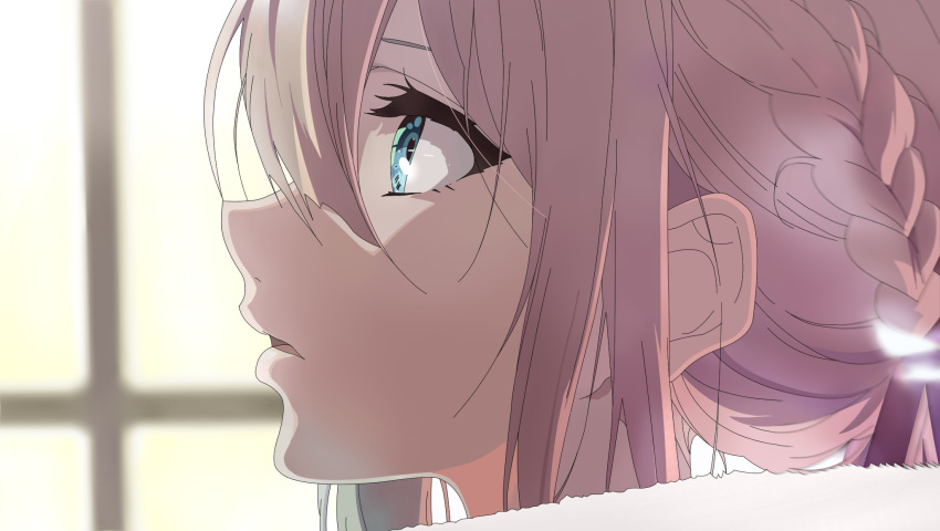 1girl bangs blonde_hair blue_eyes braid close-up commentary_request derivative_work face from_side hair_between_eyes highres looking_to_the_side parted_lips profile sidelocks solo violet_evergarden violet_evergarden_(character) yuuri-622