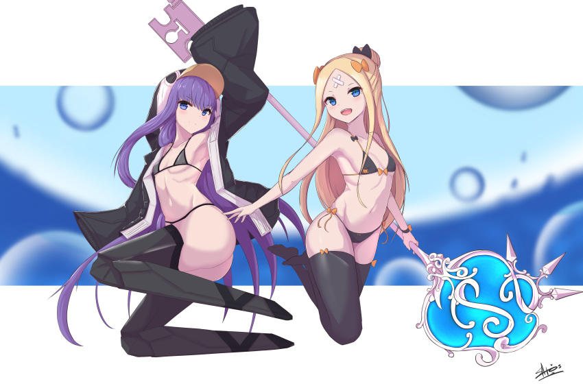 2girls abigail_williams_(fate/grand_order) absurdres animal_hood arm_up armpits ass bandaid_on_forehead bangs bare_shoulders bikini black_bikini black_bow black_jacket black_legwear blonde_hair blue_bow blue_eyes bow breasts closed_mouth collarbone crossed_bandaids fate/grand_order fate_(series) forehead greaves hair_between_eyes hair_bow hair_bun highres hood ichikawayan jacket key legs long_hair long_sleeves looking_at_viewer meltryllis meltryllis_(swimsuit_lancer)_(fate) multiple_girls navel open_clothes open_jacket open_mouth orange_bow parted_bangs penguin_hood polka_dot polka_dot_bow prosthesis prosthetic_leg purple_hair sleeves_past_fingers sleeves_past_wrists small_breasts smile staff swimsuit thigh-highs thighs very_long_hair