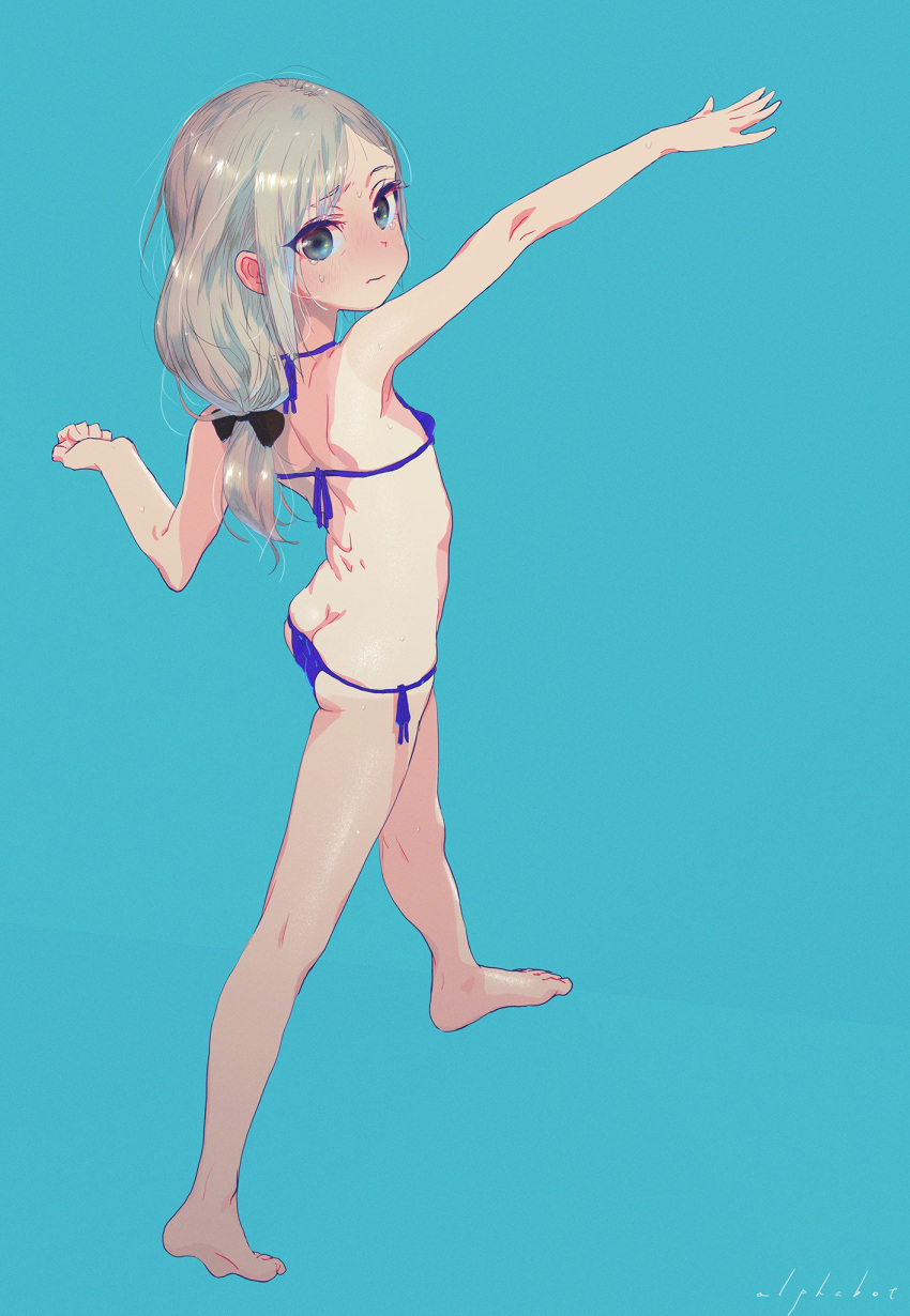 1girl aqua_background ass bangs bare_legs bare_shoulders barefoot bikini black_bow blue_bikini blush bow breasts eyebrows_visible_through_hair full_body grey_eyes grey_hair hair_bow halterneck highres long_hair looking_at_viewer original outstretched_arm parted_bangs side-tie_bikini signature simple_background small_breasts soe solo sweat swimsuit tan tanline