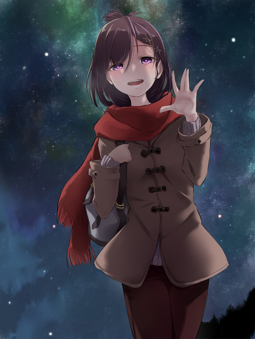 1girl :d absurdres alternate_costume aurora blush brown_jacket carrying_bag commentary_request fangs gabriel_dropout highres jacket looking_at_viewer medium_hair night night_sky open_mouth purple_hair red_scarf sazanka scarf sky smile solo star_(sky) starry_sky sweater tsukinose_vignette_april upper_teeth violet_eyes waving winter_clothes