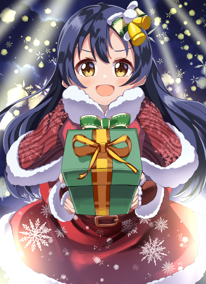 1girl absurdres bangs bell blue_hair box christmas christmas_ornaments commentary_request fingerless_gloves fur-trimmed_gloves fur_trim gift gift_box gloves hair_between_eyes hair_ornament highres long_hair looking_at_viewer love_live! love_live!_school_idol_project nagisa_iori open_mouth smile solo sonoda_umi yellow_eyes