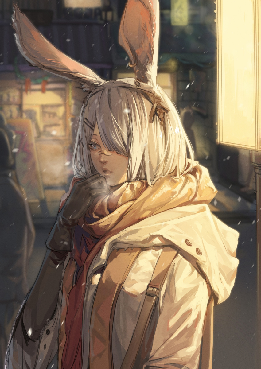 1girl animal_ears arknights bandaid bandaid_on_nose banner black_gloves blurry blurry_background breath breathing_on_hands coat enpera frostnova_(arknights) gloves grey_hair hair_ornament hair_over_one_eye hairclip highres hood hood_down lamppost looking_away night one_eye_covered outdoors scarf shenji_laurant snowing solo storefront upper_body warming_hands winter yellow_scarf